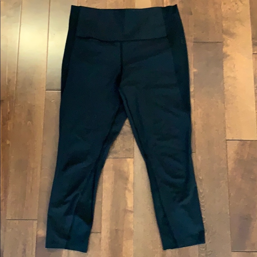Athleta  Capri